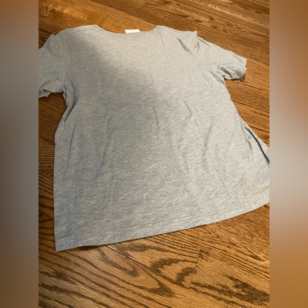 NWT Urban Outfitters Love Tshirt Sz Med - Picture 4 of 5